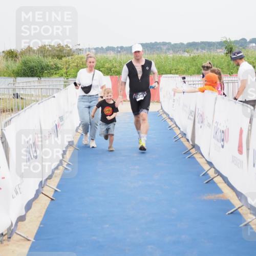 22.06.2025 - Viking Triathlon MichiJ http://msf.ph/oto/8123778 22.06.2025 17:09:44 Ziel 246, 493 meine-sportfotos.de