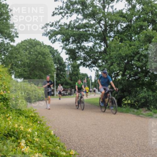 22.06.2025 - Viking Triathlon KatJ http://msf.ph/oto/8123789 22.06.2025 15:19:44 Laufen 24 meine-sportfotos.de