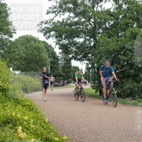 22.06.2025 - Viking Triathlon KatJ http://msf.ph/oto/8123797 22.06.2025 15:19:44 Laufen 24 meine-sportfotos.de