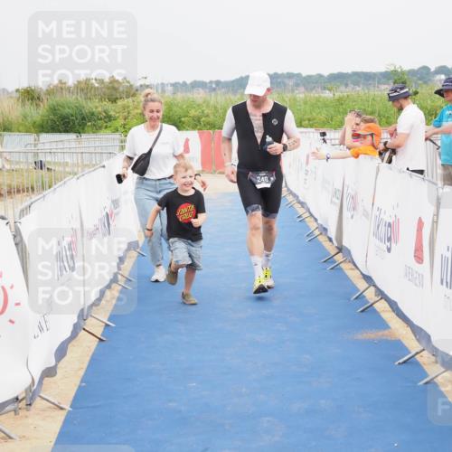 22.06.2025 - Viking Triathlon MichiJ http://msf.ph/oto/8123811 22.06.2025 17:09:45 Ziel 246, 493 meine-sportfotos.de