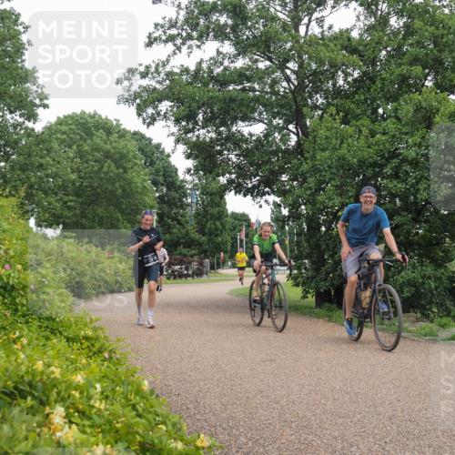 22.06.2025 - Viking Triathlon KatJ http://msf.ph/oto/8123816 22.06.2025 15:19:45 Laufen 24 meine-sportfotos.de
