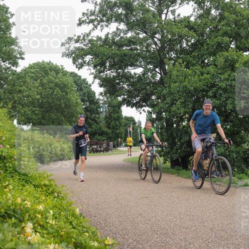 22.06.2025 - Viking Triathlon KatJ http://msf.ph/oto/8123824 22.06.2025 15:19:45 Laufen 24 meine-sportfotos.de