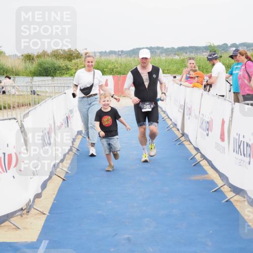 22.06.2025 - Viking Triathlon MichiJ http://msf.ph/oto/8123827 22.06.2025 17:09:45 Ziel 246, 493 meine-sportfotos.de