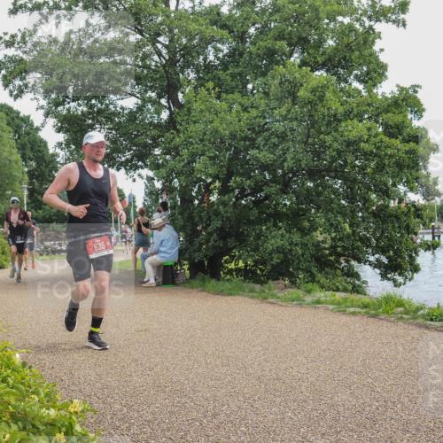 22.06.2025 - Viking Triathlon KatJ http://msf.ph/oto/8123830 22.06.2025 13:38:36 Laufen 527, 635 meine-sportfotos.de