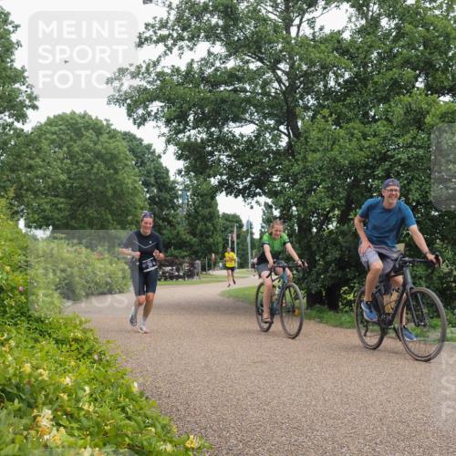 22.06.2025 - Viking Triathlon KatJ http://msf.ph/oto/8123833 22.06.2025 15:19:45 Laufen 24 meine-sportfotos.de