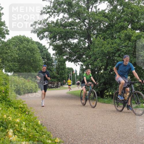 22.06.2025 - Viking Triathlon KatJ http://msf.ph/oto/8123843 22.06.2025 15:19:45 Laufen 24 meine-sportfotos.de
