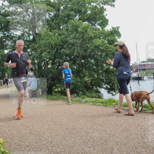 22.06.2025 - Viking Triathlon KatJ http://msf.ph/oto/8123925 22.06.2025 13:38:41 Laufen 288, 527 meine-sportfotos.de