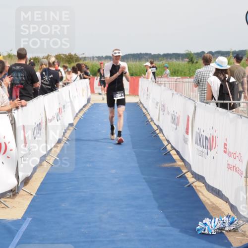 22.06.2025 - Viking Triathlon MichiJ http://msf.ph/oto/8123933 22.06.2025 15:14:52 Ziel 264 meine-sportfotos.de