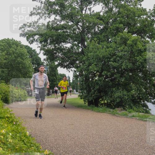 22.06.2025 - Viking Triathlon KatJ http://msf.ph/oto/8123936 22.06.2025 15:19:51 Laufen 396, 637 meine-sportfotos.de
