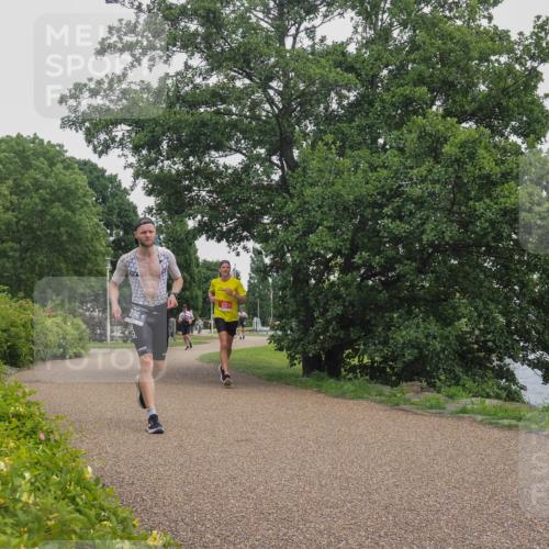 22.06.2025 - Viking Triathlon KatJ http://msf.ph/oto/8123951 22.06.2025 15:19:51 Laufen 396, 637 meine-sportfotos.de