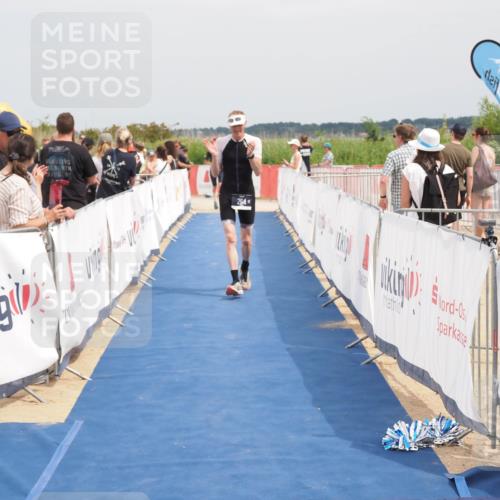 22.06.2025 - Viking Triathlon MichiJ http://msf.ph/oto/8123958 22.06.2025 15:14:52 Ziel 264 meine-sportfotos.de