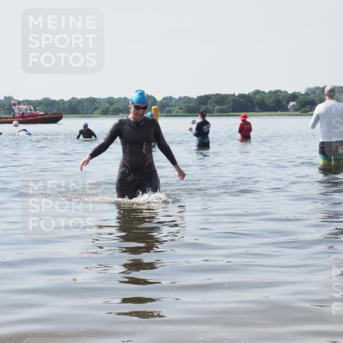 22.06.2025 - Viking Triathlon KatJ http://msf.ph/oto/8123987 22.06.2025 10:58:48 Schwimmen 268 meine-sportfotos.de