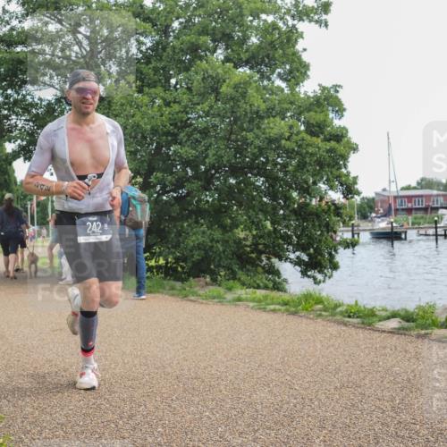 22.06.2025 - Viking Triathlon KatJ http://msf.ph/oto/8124002 22.06.2025 13:38:50 Laufen 125, 242 meine-sportfotos.de