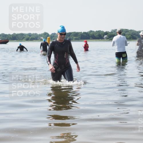 22.06.2025 - Viking Triathlon KatJ http://msf.ph/oto/8124005 22.06.2025 10:58:49 Schwimmen 268 meine-sportfotos.de