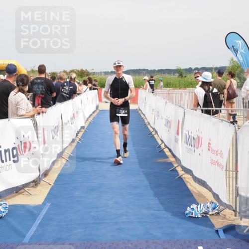 22.06.2025 - Viking Triathlon MichiJ http://msf.ph/oto/8124011 22.06.2025 15:14:53 Ziel 264, 377 meine-sportfotos.de