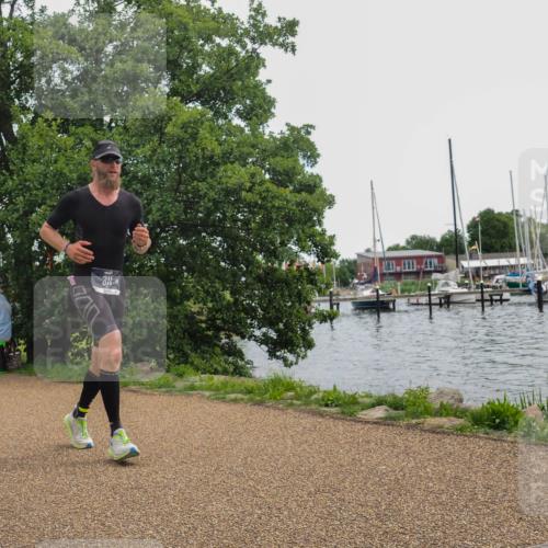 22.06.2025 - Viking Triathlon KatJ http://msf.ph/oto/8124023 22.06.2025 13:38:57 Laufen 128, 311 meine-sportfotos.de