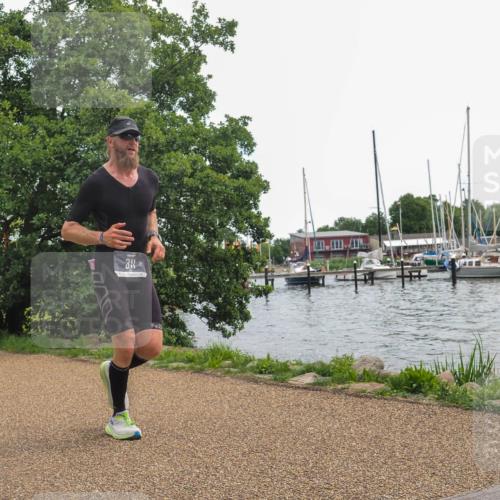 22.06.2025 - Viking Triathlon KatJ http://msf.ph/oto/8124030 22.06.2025 13:38:57 Laufen 128, 311 meine-sportfotos.de