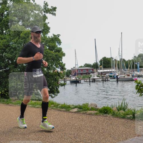 22.06.2025 - Viking Triathlon KatJ http://msf.ph/oto/8124034 22.06.2025 13:38:57 Laufen 128, 311 meine-sportfotos.de