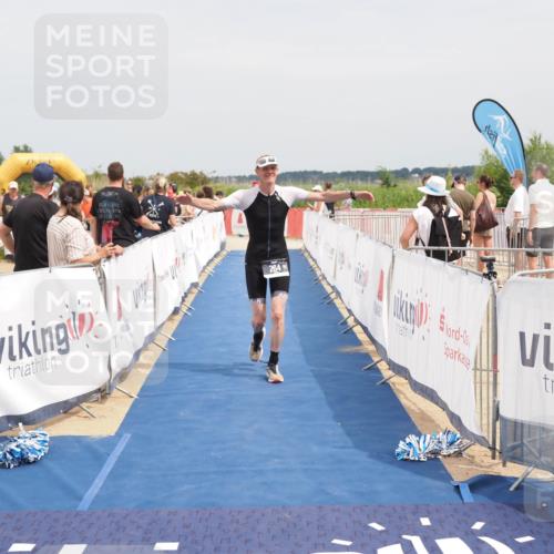22.06.2025 - Viking Triathlon MichiJ http://msf.ph/oto/8124044 22.06.2025 15:14:54 Ziel 264, 377 meine-sportfotos.de