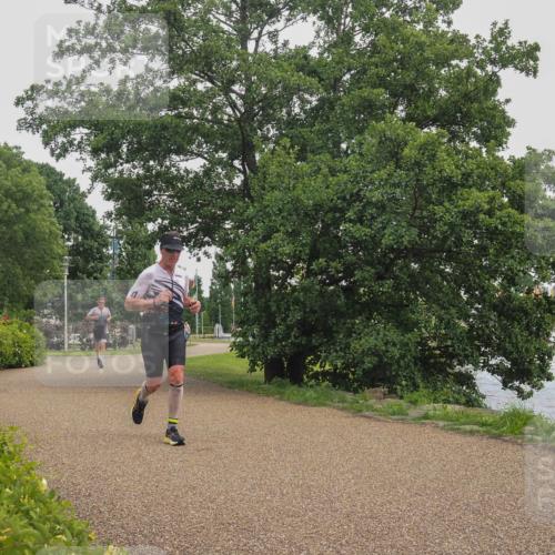 22.06.2025 - Viking Triathlon KatJ http://msf.ph/oto/8124072 22.06.2025 15:20:01 Laufen 290 meine-sportfotos.de