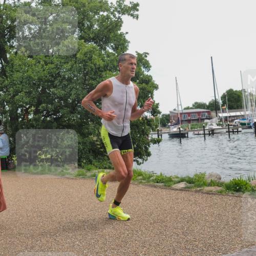 22.06.2025 - Viking Triathlon KatJ http://msf.ph/oto/8124097 22.06.2025 13:39:07 Laufen 349, 408 meine-sportfotos.de