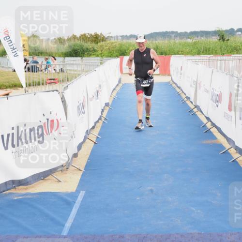 22.06.2025 - Viking Triathlon MichiJ http://msf.ph/oto/8124103 22.06.2025 17:18:02 Ziel 447 meine-sportfotos.de