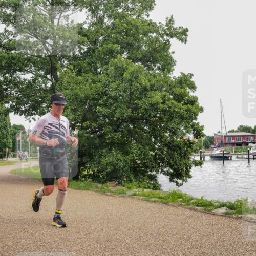 22.06.2025 - Viking Triathlon KatJ http://msf.ph/oto/8124104 22.06.2025 15:20:02 Laufen 290 meine-sportfotos.de