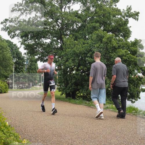 22.06.2025 - Viking Triathlon KatJ http://msf.ph/oto/8124139 22.06.2025 15:20:07 Laufen 55 meine-sportfotos.de