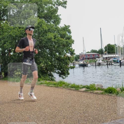 22.06.2025 - Viking Triathlon KatJ http://msf.ph/oto/8124140 22.06.2025 13:39:13 Laufen 193 meine-sportfotos.de