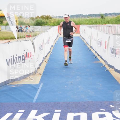 22.06.2025 - Viking Triathlon MichiJ http://msf.ph/oto/8124153 22.06.2025 17:18:02 Ziel 447 meine-sportfotos.de