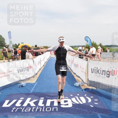 22.06.2025 - Viking Triathlon MichiJ http://msf.ph/oto/8124166 22.06.2025 15:14:56 Ziel 264, 377 meine-sportfotos.de