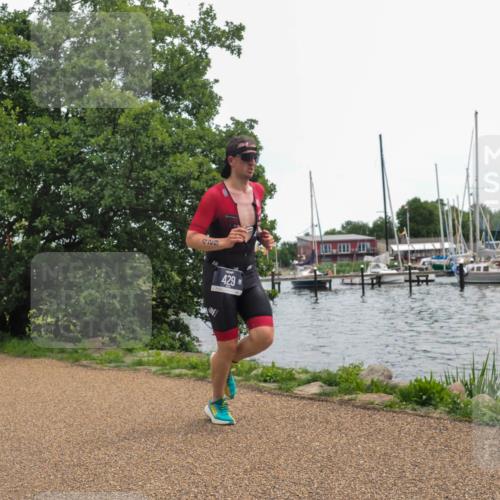 22.06.2025 - Viking Triathlon KatJ http://msf.ph/oto/8124216 22.06.2025 13:39:32 Laufen 173, 283, 429 meine-sportfotos.de