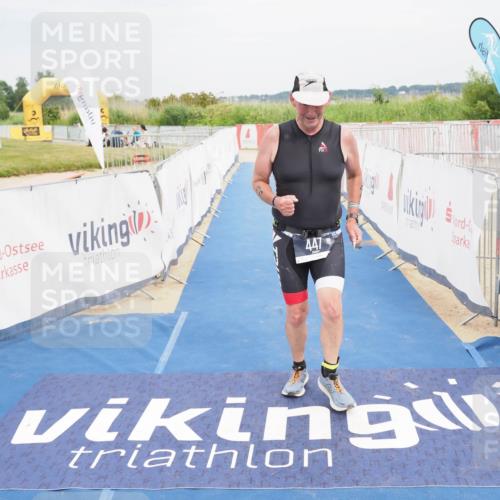 22.06.2025 - Viking Triathlon MichiJ http://msf.ph/oto/8124258 22.06.2025 17:18:04 Ziel 447 meine-sportfotos.de
