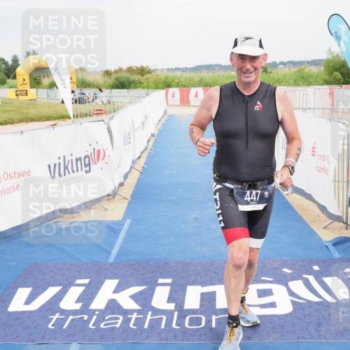 22.06.2025 - Viking Triathlon MichiJ http://msf.ph/oto/8124283 22.06.2025 17:18:04 Ziel 447 meine-sportfotos.de