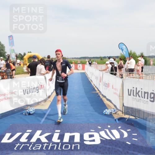 22.06.2025 - Viking Triathlon MichiJ http://msf.ph/oto/8124395 22.06.2025 15:15:00 Ziel 264, 377 meine-sportfotos.de