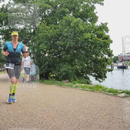 22.06.2025 - Viking Triathlon KatJ http://msf.ph/oto/8124466 22.06.2025 13:40:18 Laufen 181 meine-sportfotos.de