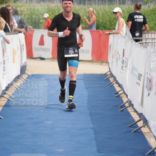 22.06.2025 - Viking Triathlon MichiJ http://msf.ph/oto/8124533 22.06.2025 15:15:10 Ziel 195 meine-sportfotos.de