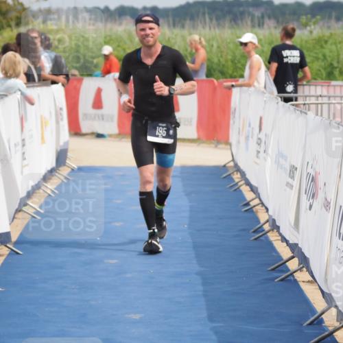 22.06.2025 - Viking Triathlon MichiJ http://msf.ph/oto/8124553 22.06.2025 15:15:10 Ziel 195 meine-sportfotos.de