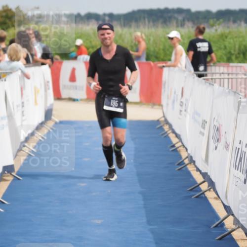 22.06.2025 - Viking Triathlon MichiJ http://msf.ph/oto/8124560 22.06.2025 15:15:10 Ziel 195 meine-sportfotos.de