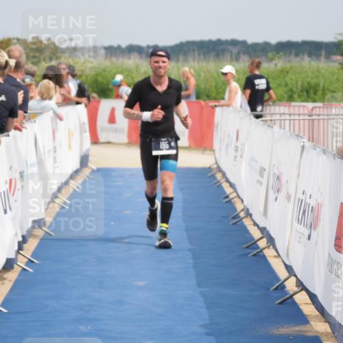 22.06.2025 - Viking Triathlon MichiJ http://msf.ph/oto/8124575 22.06.2025 15:15:11 Ziel 195 meine-sportfotos.de