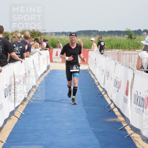 22.06.2025 - Viking Triathlon MichiJ http://msf.ph/oto/8124614 22.06.2025 15:15:11 Ziel 195 meine-sportfotos.de