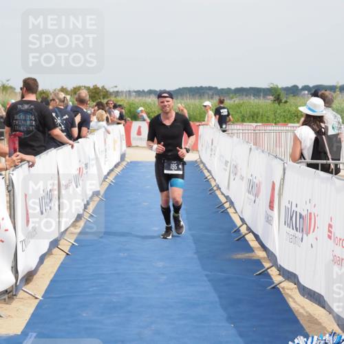 22.06.2025 - Viking Triathlon MichiJ http://msf.ph/oto/8124643 22.06.2025 15:15:12 Ziel 195 meine-sportfotos.de