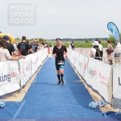 22.06.2025 - Viking Triathlon MichiJ http://msf.ph/oto/8124680 22.06.2025 15:15:13 Ziel 195 meine-sportfotos.de