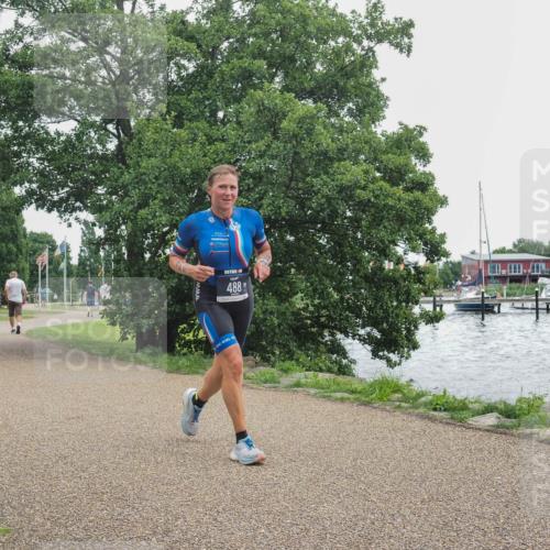 22.06.2025 - Viking Triathlon KatJ http://msf.ph/oto/8124696 22.06.2025 15:22:23 Laufen 488 meine-sportfotos.de
