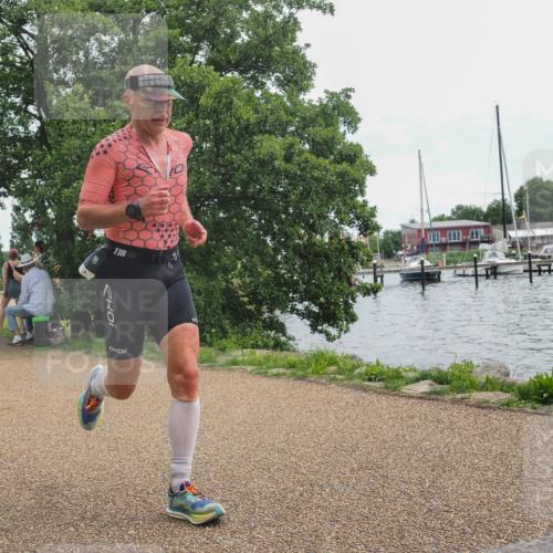 22.06.2025 - Viking Triathlon KatJ http://msf.ph/oto/8124712 22.06.2025 13:41:21 Laufen 64, 508 meine-sportfotos.de