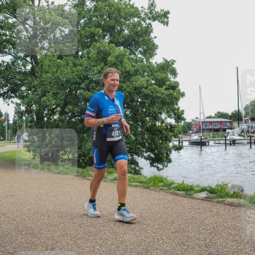 22.06.2025 - Viking Triathlon KatJ http://msf.ph/oto/8124713 22.06.2025 15:22:24 Laufen 488 meine-sportfotos.de