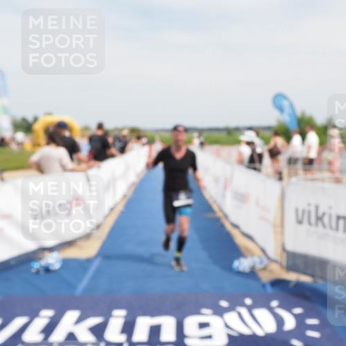 22.06.2025 - Viking Triathlon MichiJ http://msf.ph/oto/8124734 22.06.2025 15:15:14 Ziel 195 meine-sportfotos.de