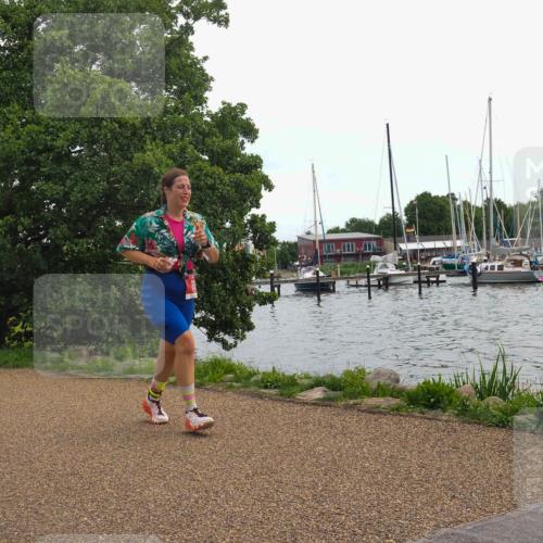 22.06.2025 - Viking Triathlon KatJ http://msf.ph/oto/8124762 22.06.2025 13:41:31 Laufen 660 meine-sportfotos.de