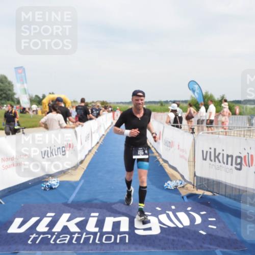 22.06.2025 - Viking Triathlon MichiJ http://msf.ph/oto/8124777 22.06.2025 15:15:14 Ziel 195 meine-sportfotos.de