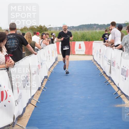 22.06.2025 - Viking Triathlon MichiJ http://msf.ph/oto/8124809 22.06.2025 15:19:27 Ziel 358 meine-sportfotos.de